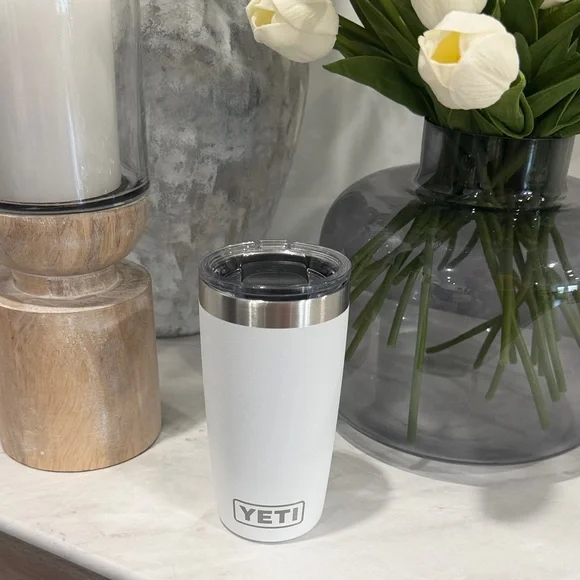 YETI Insulated Stainless Steel White 10oz Tumbler - Picture 1 of 8